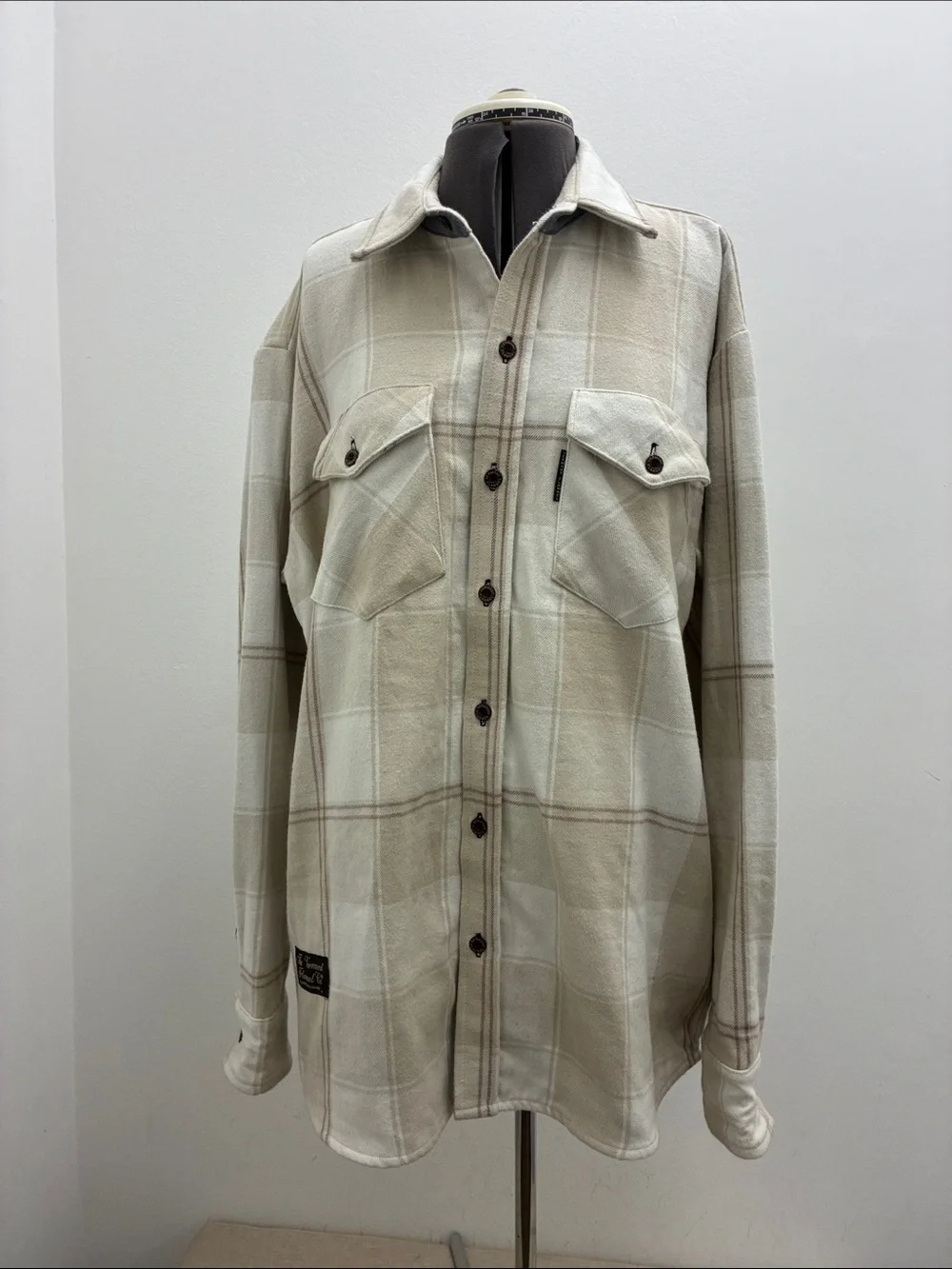 The Vermont Flannel Co Cream and Beige Plaid Lightweight Shirt Jacket